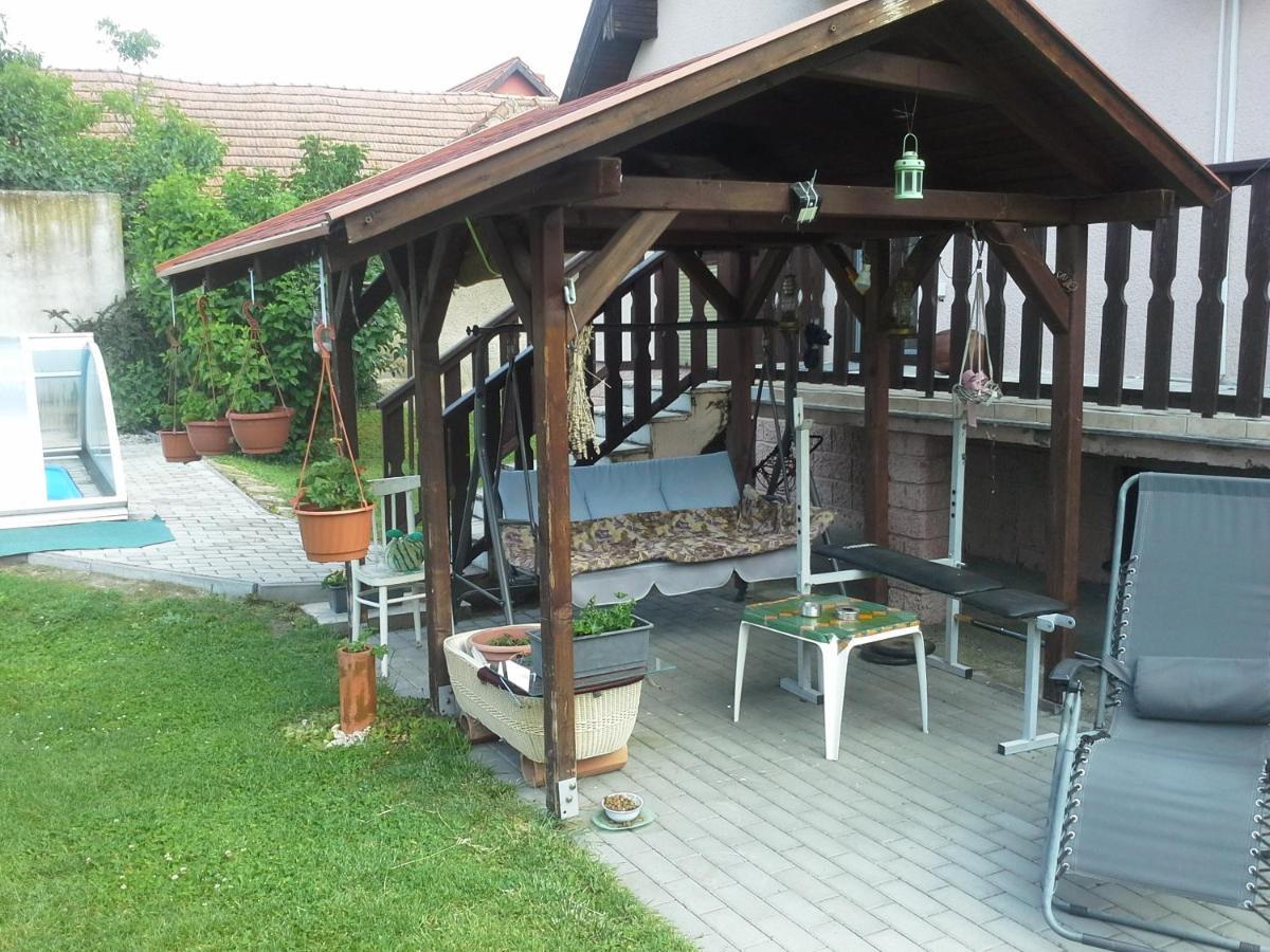 דירות Veľký Meder Utulny Privat מראה חיצוני תמונה